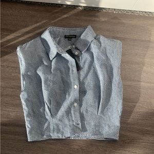 Seersucker crop top with shoulder pads